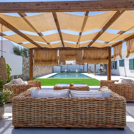 Villa Mi Lola